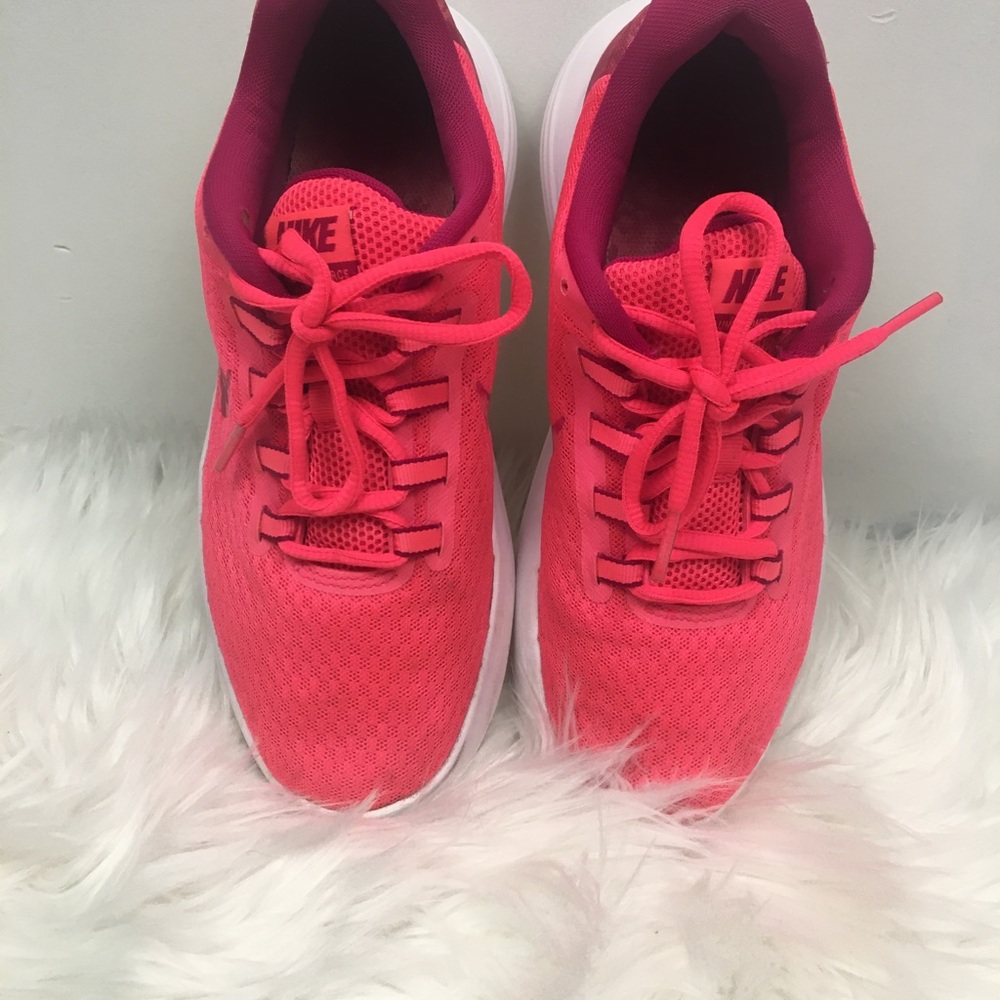 Nike Shoes For Woman Size 7. - Picture 5 of 8